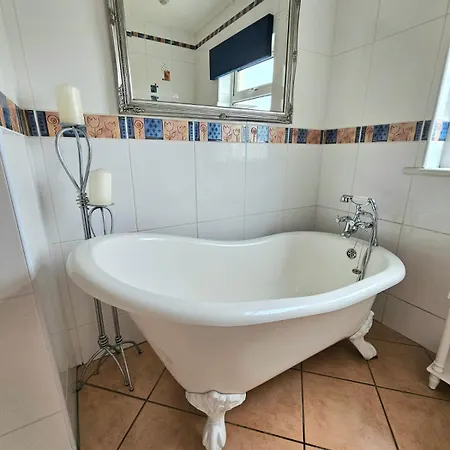 Brontes House Ferienhaus