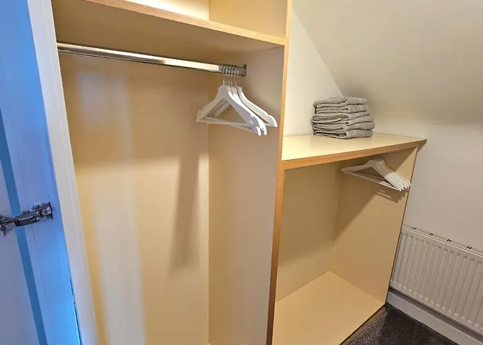 Holiday home Brontes House