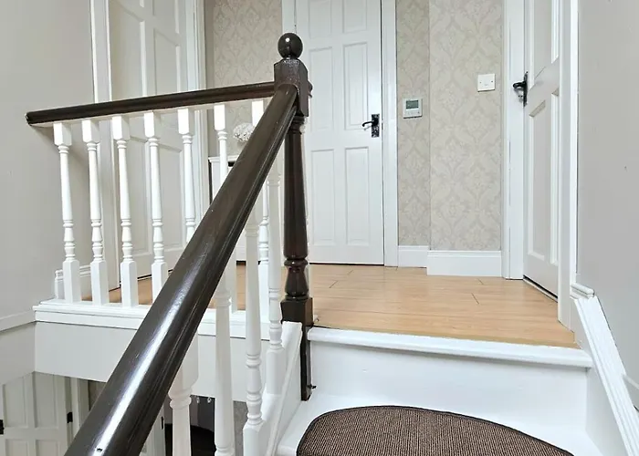 Holiday home Brontes House